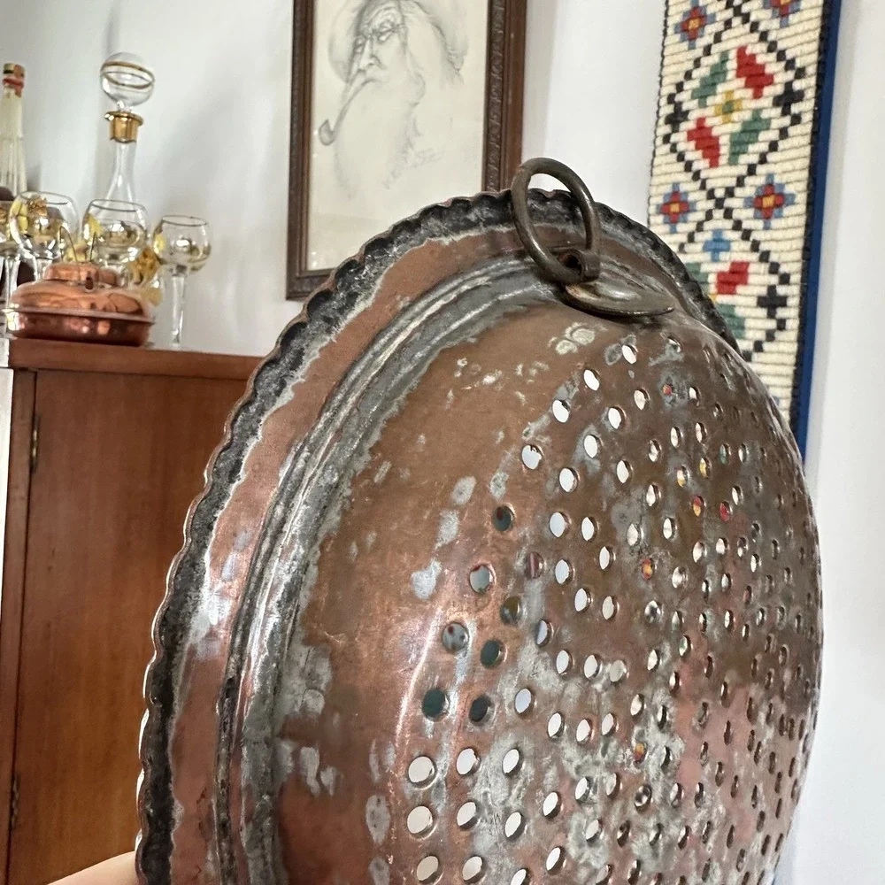 VTG Round‎ Copper Hammered Strainer Rustic Primitive Scalloped Edge Wall Hanging